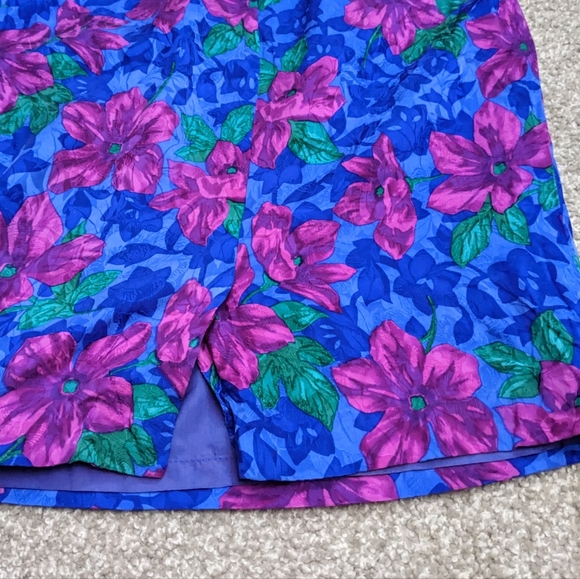 Vintage 100% silk dazzling floral pleated pencil skirt - Picture 8 of 16